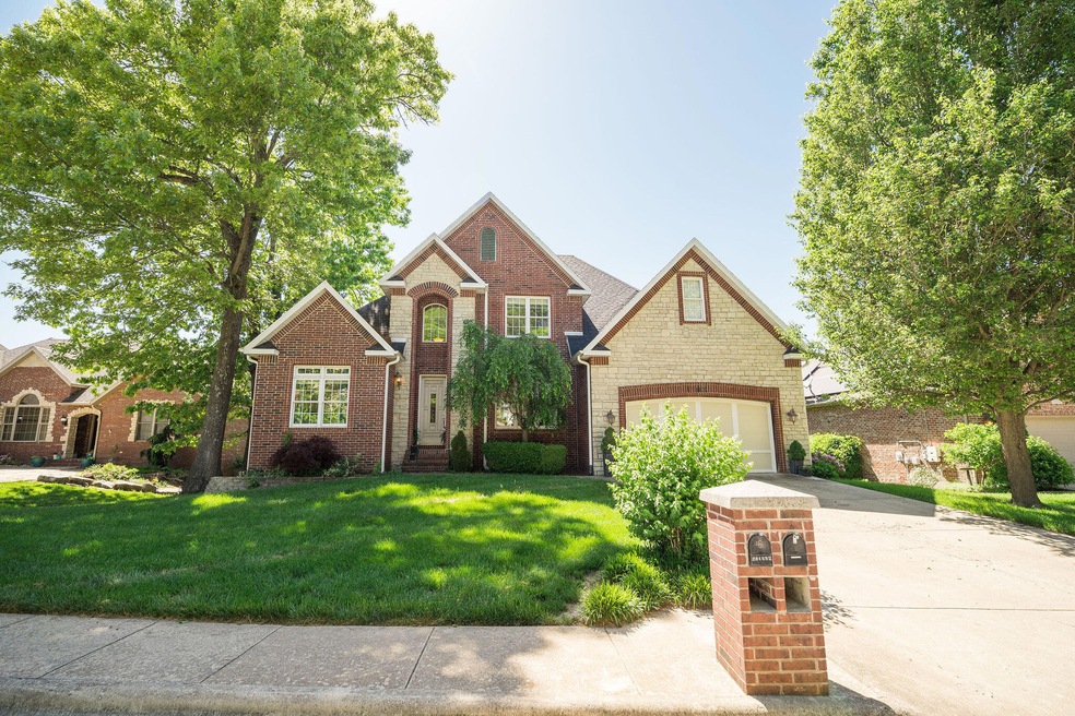 3209N10thSt-3