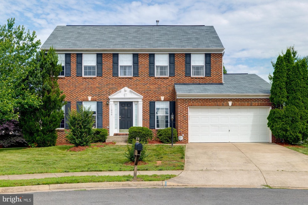 11099 N Windsor Ct, Bealeton, VA 22712 - photo 1