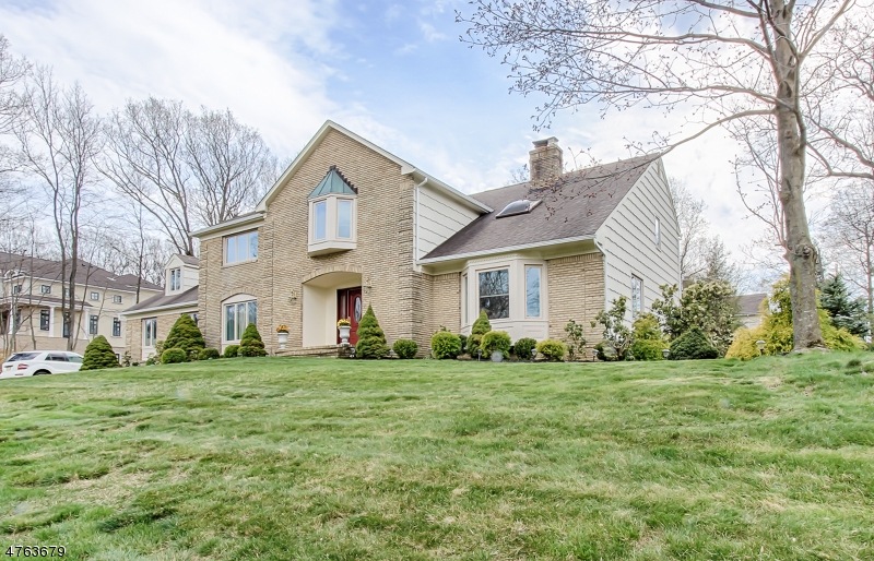 1 Tulip Ln, Denville, NJ 07834 - photo 1