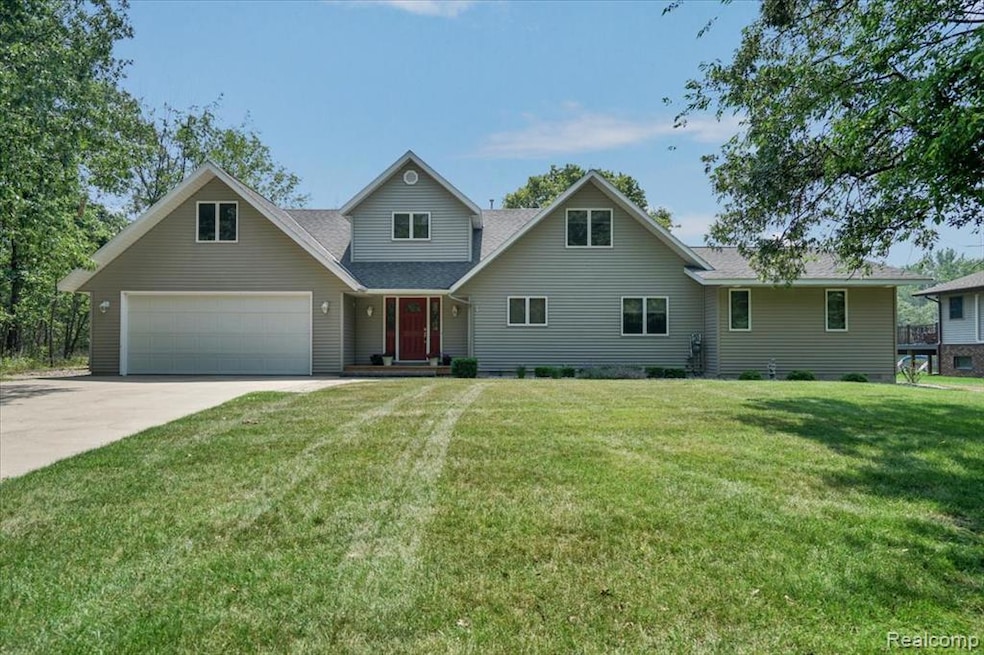 For Sale $499,900 • Co-Listing Agent