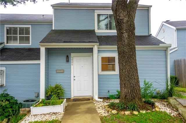 Townhome style (no neighbors above or below) and e