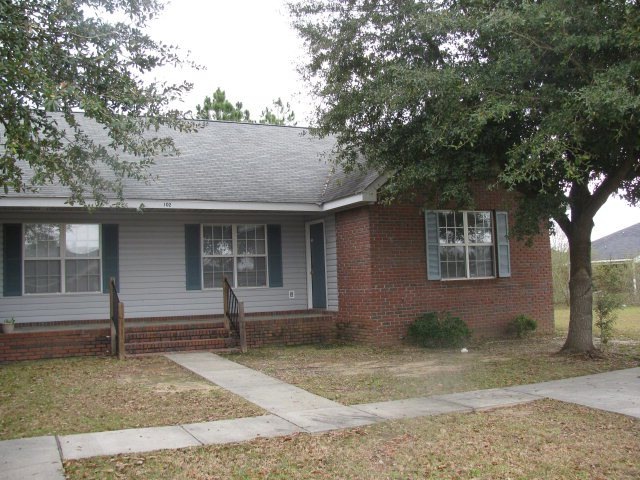 102 Vermont Ct, Dothan, AL 36305 - photo 1
