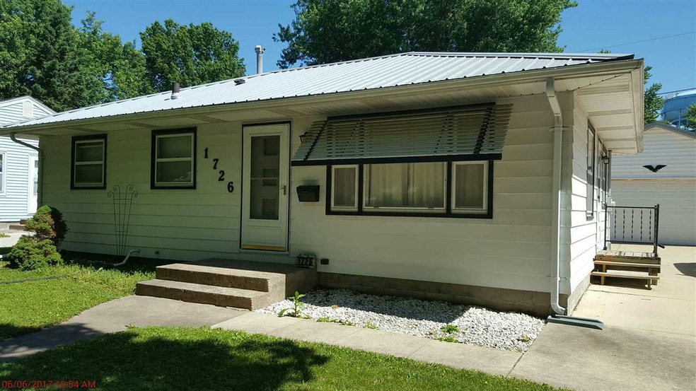 1726 Corning Ave, Waterloo, IA 50701 - photo 1