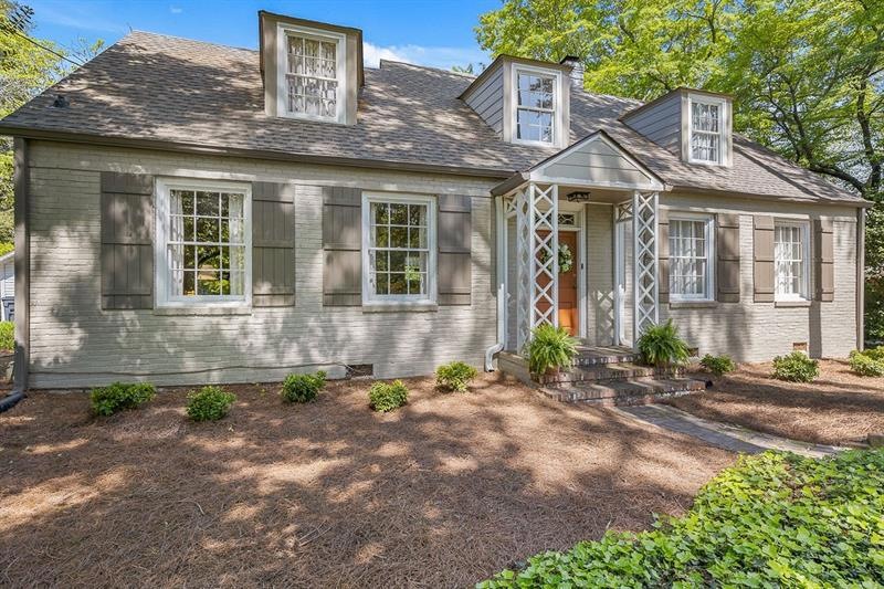 1270 Riverside Dr, Gainesville, GA 30501 - photo 1