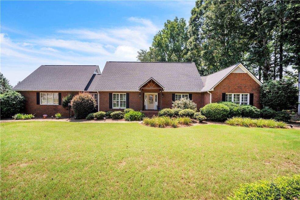 105 Wren Crossing Ct, Easley, SC 29642 - photo 1