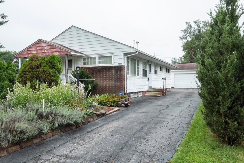 4649 Ludington Rd, Columbus, OH 43227 - photo 1