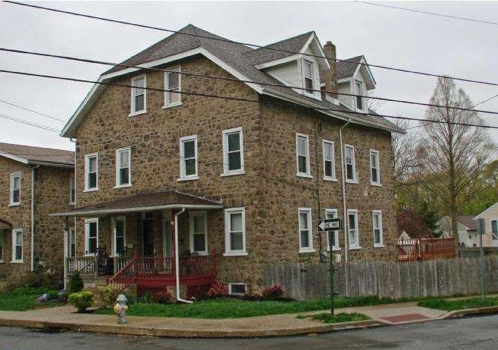 560 Argyle Ave, Ambler, PA 19002 - photo 1