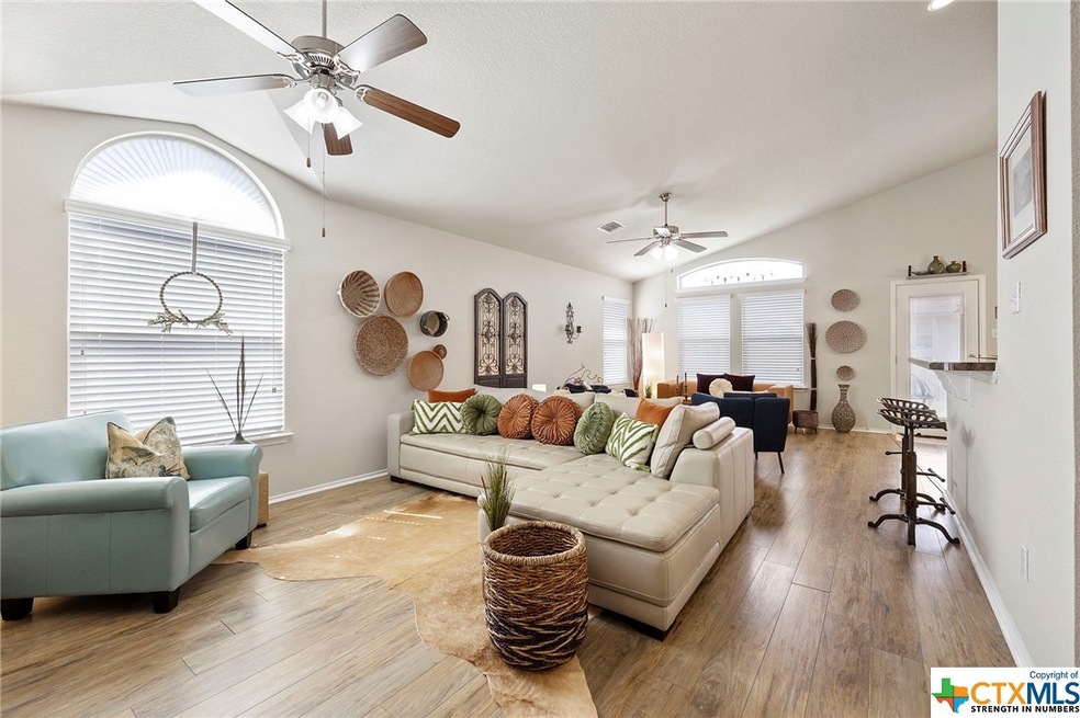 402 Coby Dr, Troy, TX 76579 - photo 1