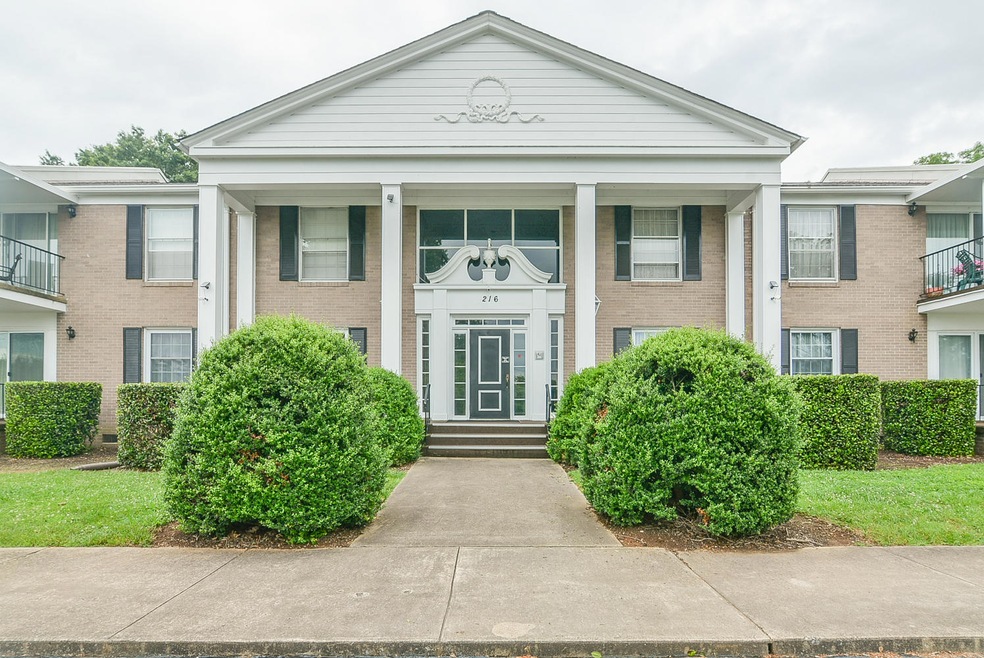 216 University Pkwy unit 28W, Johnson City, TN 37604 - photo 1