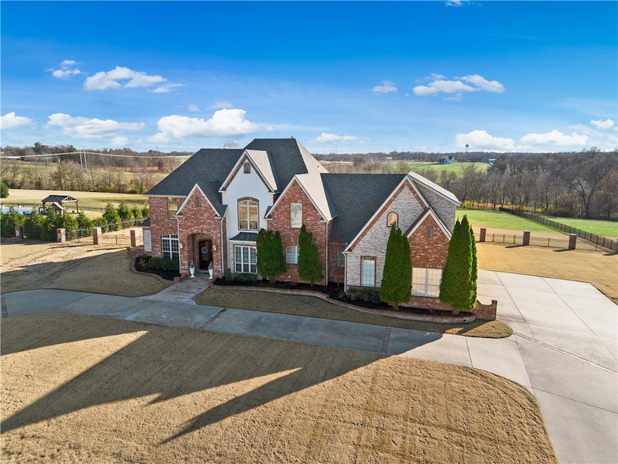 11977 Churchill Downs Dr, Springdale, AR 72762 - photo 1