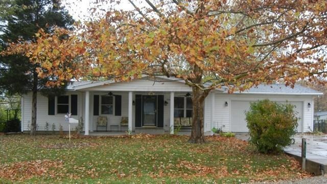 6504 Putnam Dr, Circleville, OH 43113 - photo 1