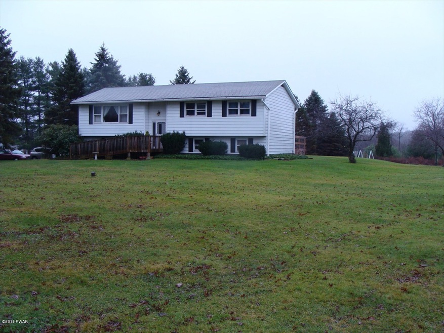 103 Bear Swamp Rd, Greeley, PA 18425 - photo 1