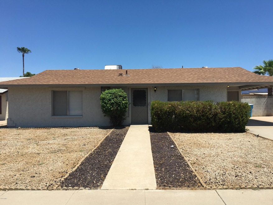 FRONT OF HOUSE