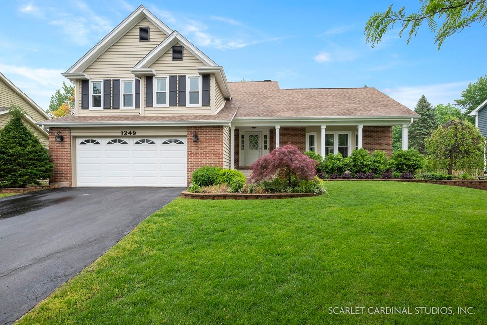 1249 Ardmore Dr, Naperville, IL 60540 - photo 1