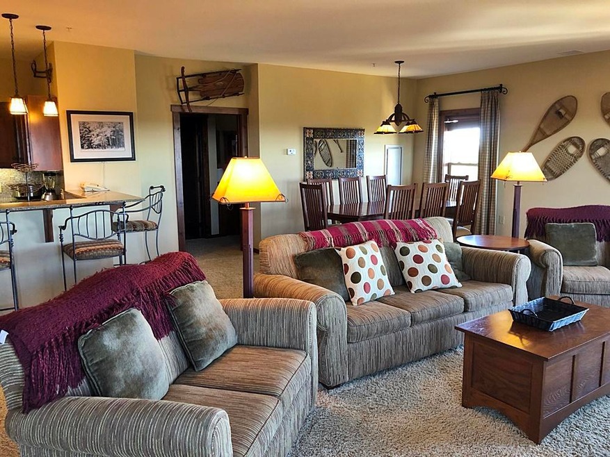 6 bedroom Soaring Eagle