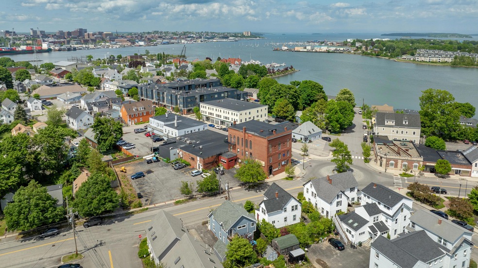 48 E St, South Portland, ME 04106 - photo 1