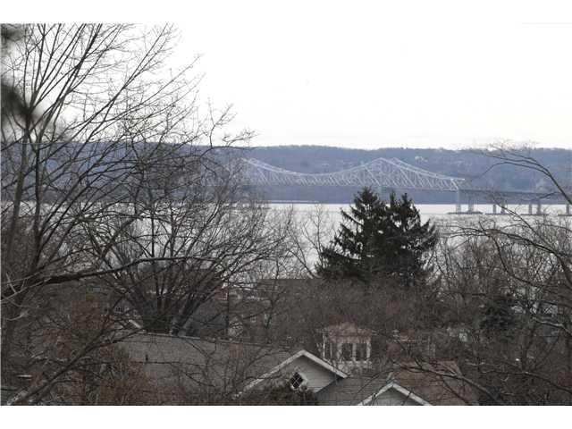 176 N Franklin St, Nyack, NY 10960 - photo 1