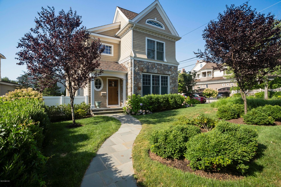 72 Havemeyer Place unit A, Greenwich, CT 06830 - photo 1