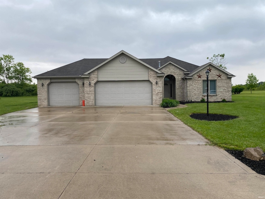 240 Old Hickory Ln, Geneva, IN 46740 - photo 1