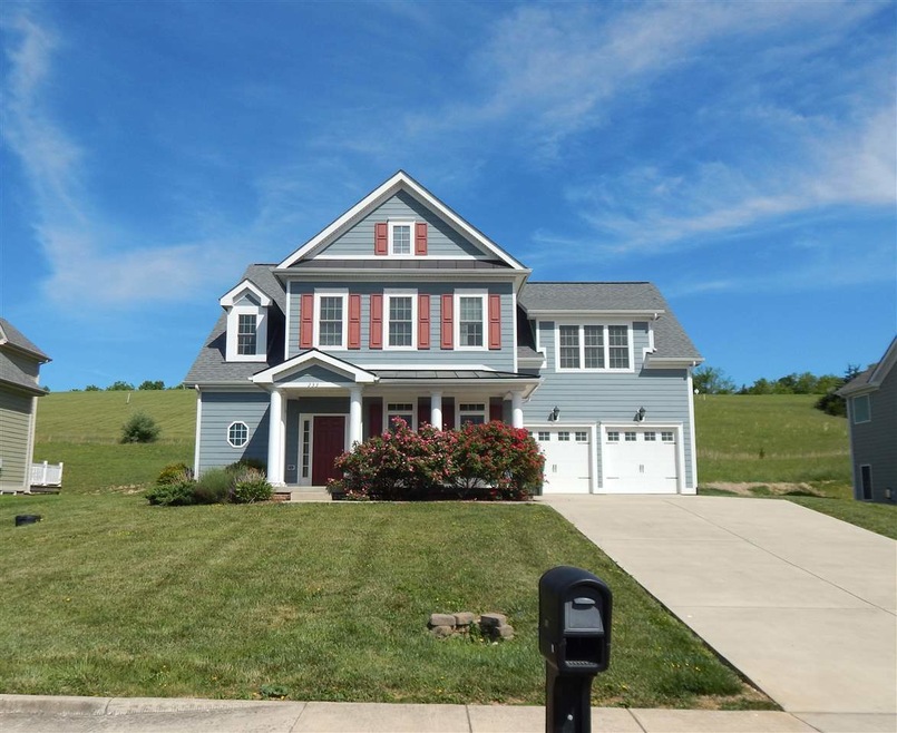 233 Windsor Dr, Fishersville, VA 22939 - photo 1