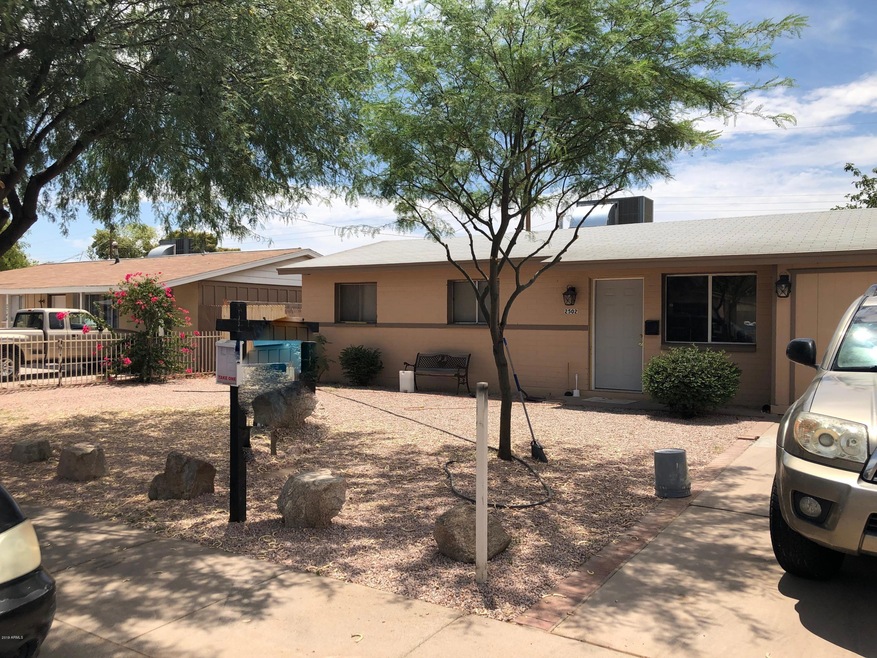 2502 N 47th Ln, Phoenix, AZ 85035 - photo 1