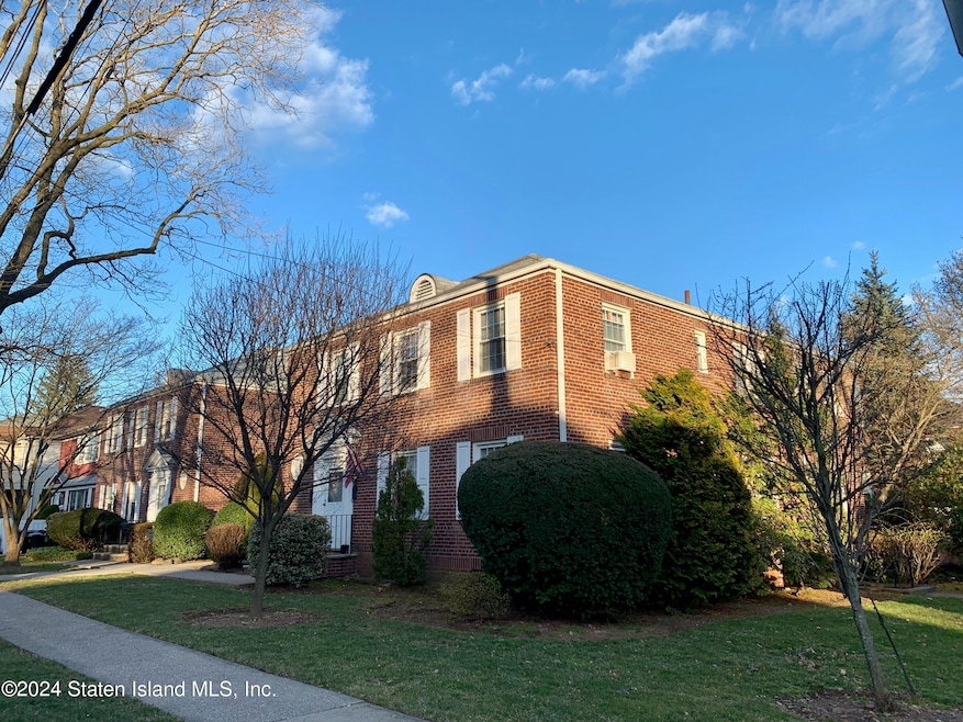 78 2 St unit 1st Floor, Staten Island, NY 10306 - photo 1