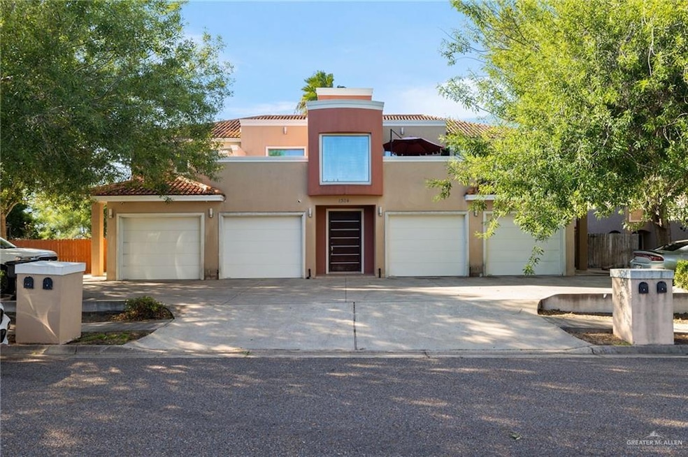 1304 E Pineridge Ave unit B, McAllen, TX 78503 - photo 1