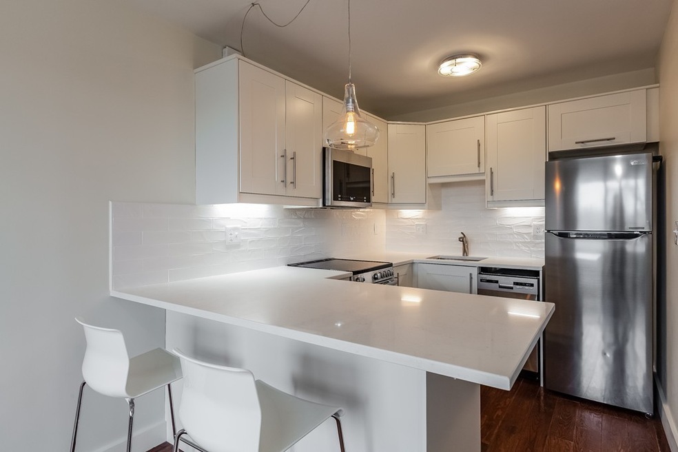 Hammond Park Condominiums unit 603, Chestnut Hill, MA 02467 - photo 1