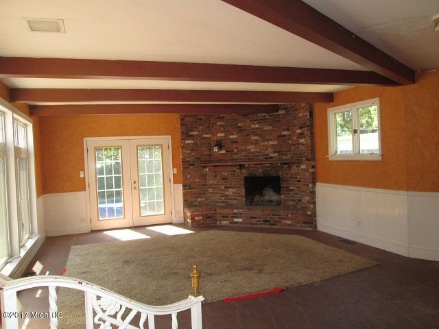 1648 Cedar St, Niles, MI 49120 - photo 1