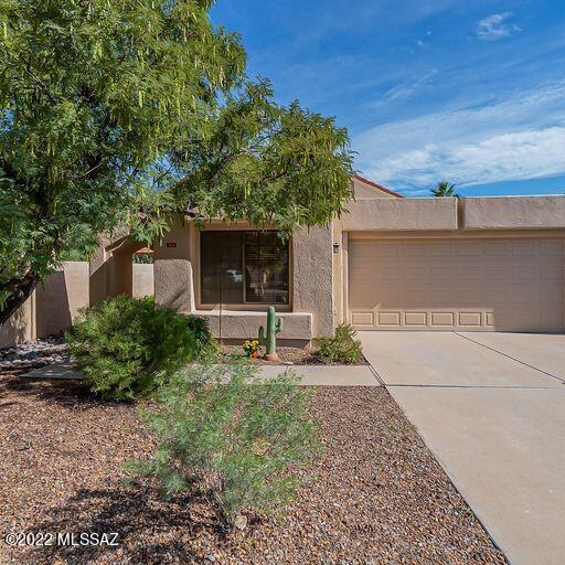 311 E Suntree St, Oro Valley, AZ 85737