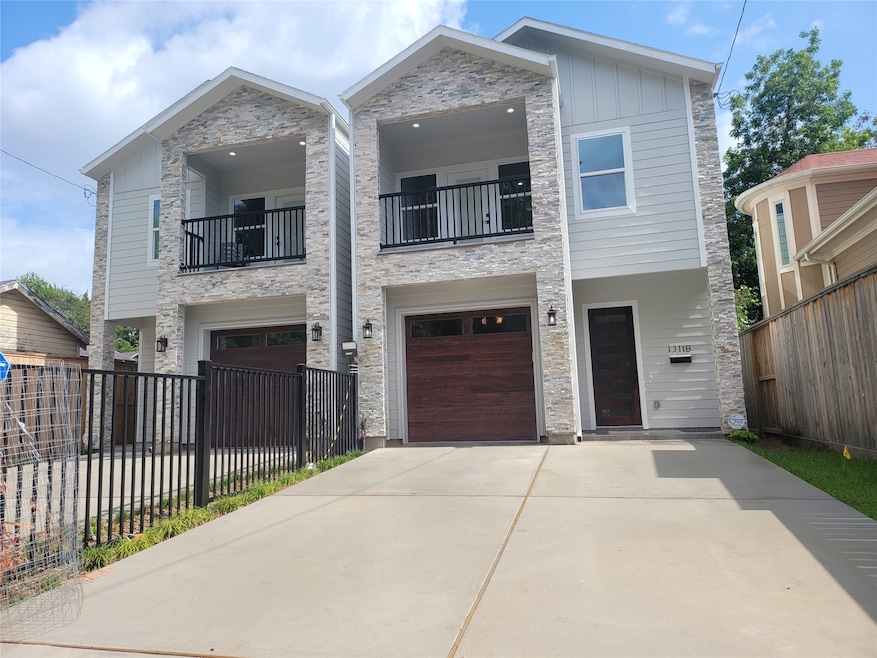 1311 Hamblen St unit B, Houston, TX 77009 - photo 1