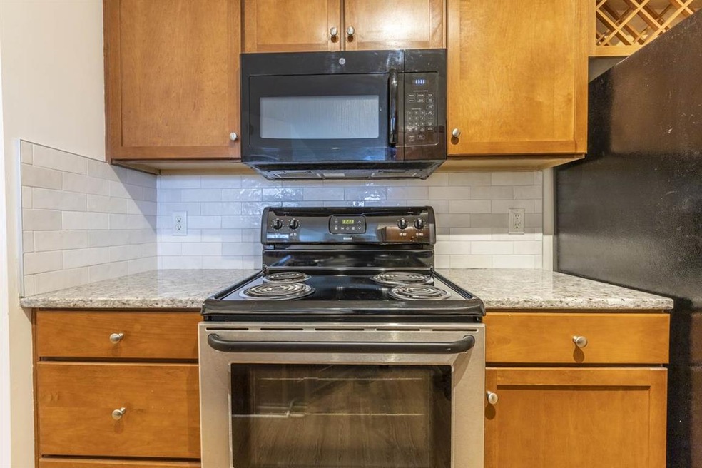 710 Walker Square unit 3B, Charlottesville, VA 22903 - photo 1