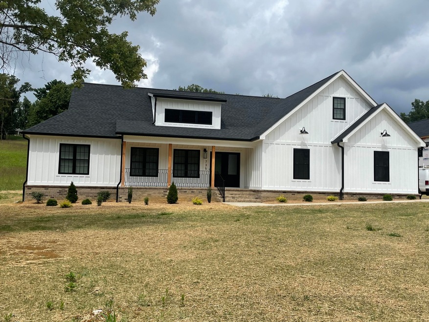 735 Jordan Road house