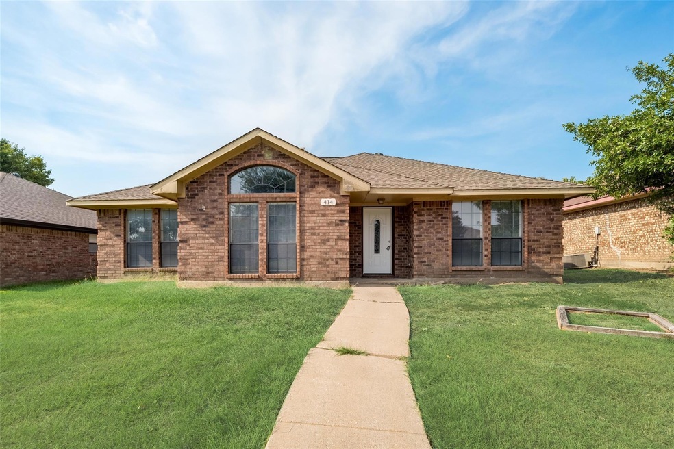414 W Oak St, Wylie, TX 75098 - photo 1