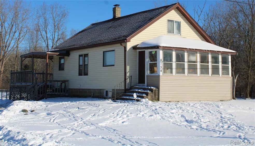 4154 Carpenter Bungalow onn 10ac.JPG