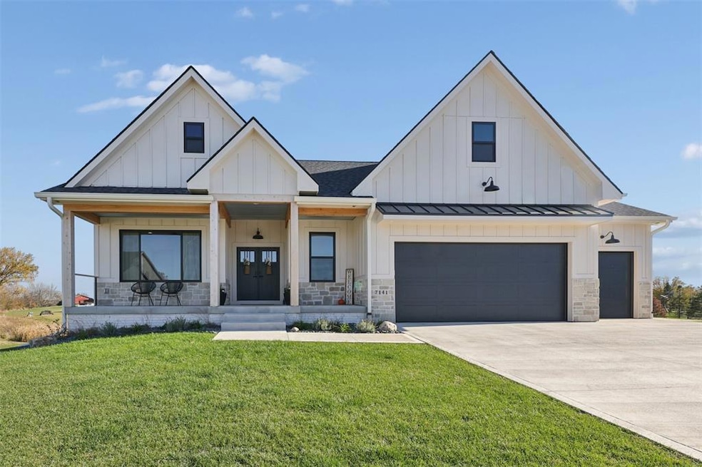 7141 Catalina Ct, Pleasant Hill, IA 50327 - photo 1