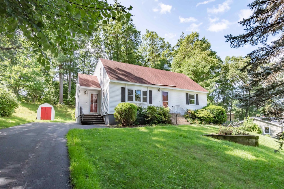 17 Lockness Dr, Nashua, NH 03062 - photo 1