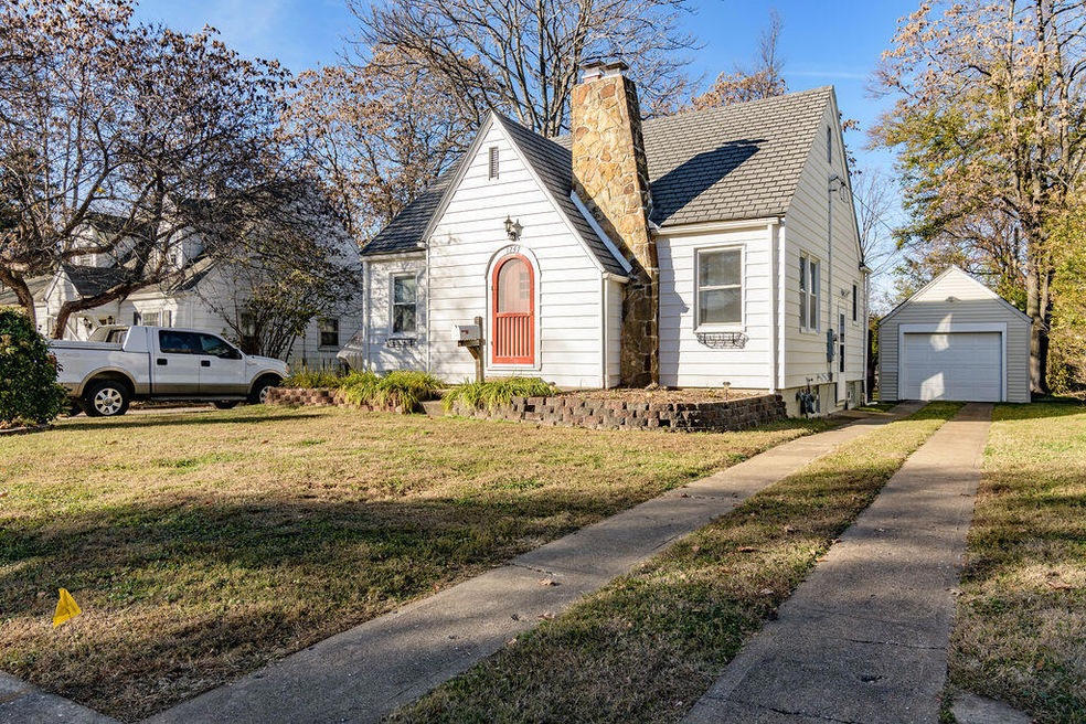 1 Front Ext with garage