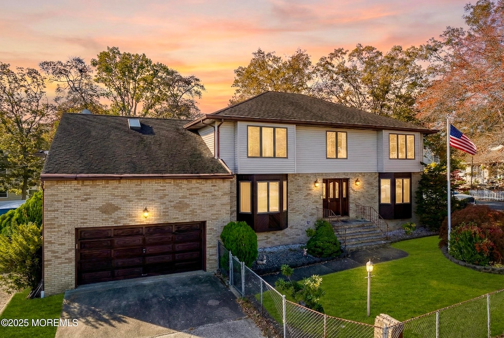 2003 Teakwood Rd, Toms River, NJ 08753 - photo 1