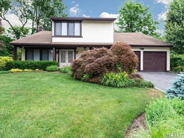 31 Hitching Post Ln, Glen Cove, NY 11542 - photo 1