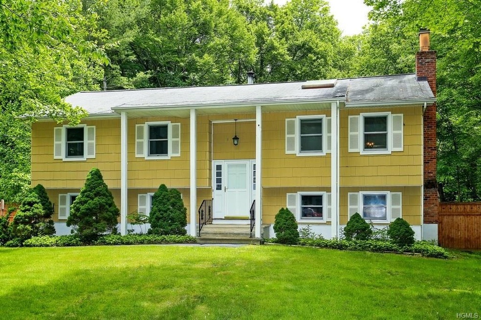 2596 Gregory St, Yorktown Heights, NY 10598 - photo 1