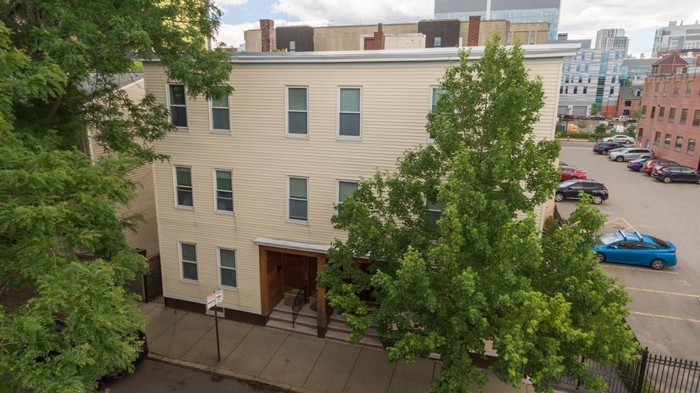 222 Charles St, Cambridge, MA 02141 - photo 1