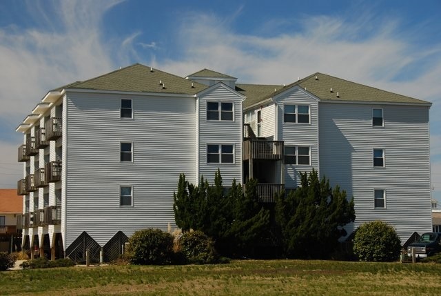 804 S Memorial Blvd unit 2C, Kill Devil Hills, NC 27948 - photo 1