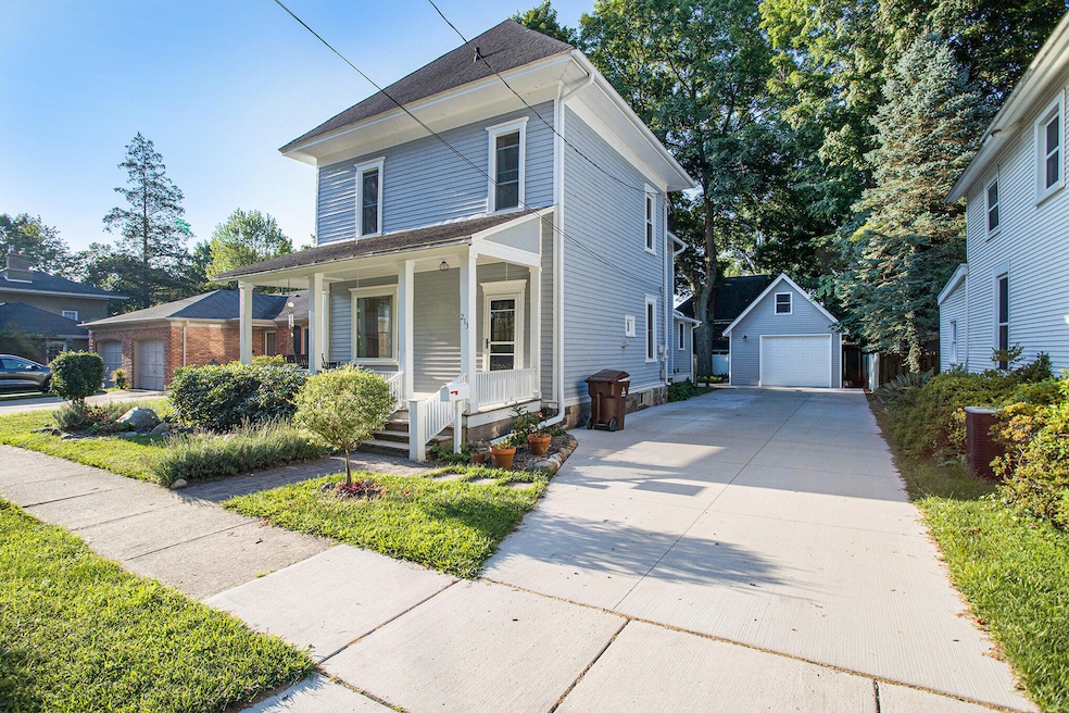 213 W Prospect St, Marshall, MI 49068 - photo 1