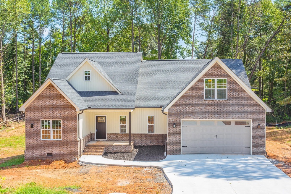 565 Julie Kay Dr, Dalton, GA 30721 - photo 1