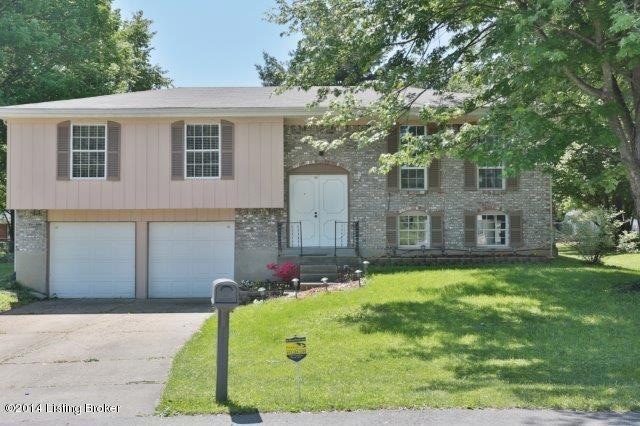 8308 Rosebowl Ct, Louisville, KY 40291 - photo 1