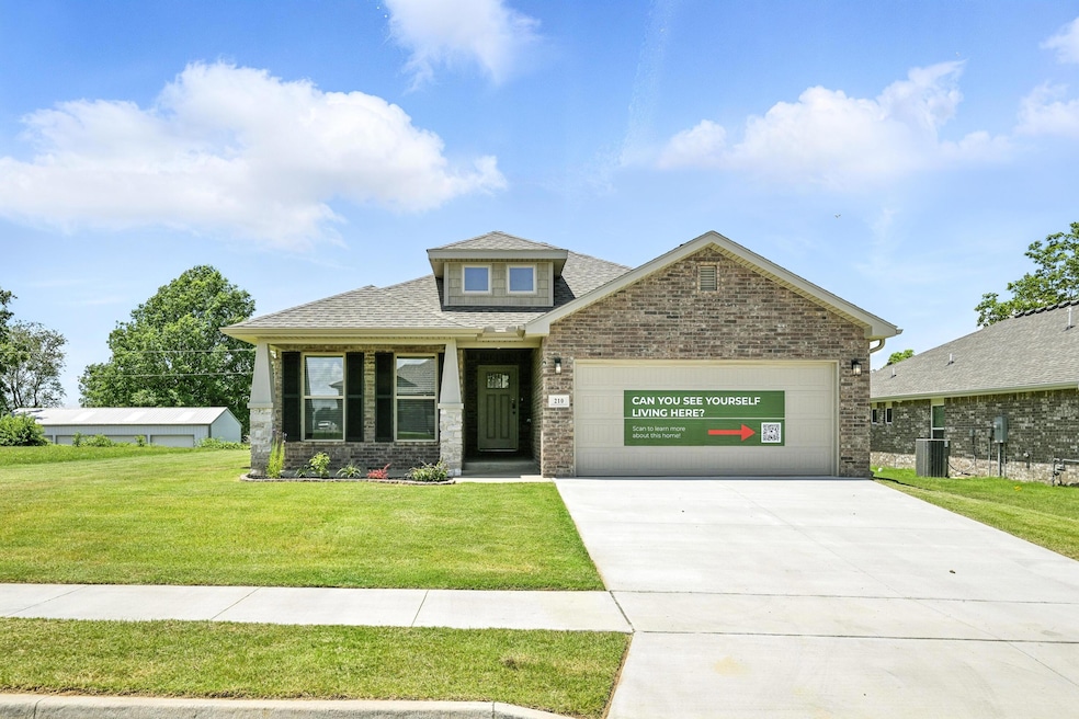 210 Belgian Blue Blvd, Carl Junction, MO 64834 - photo 1