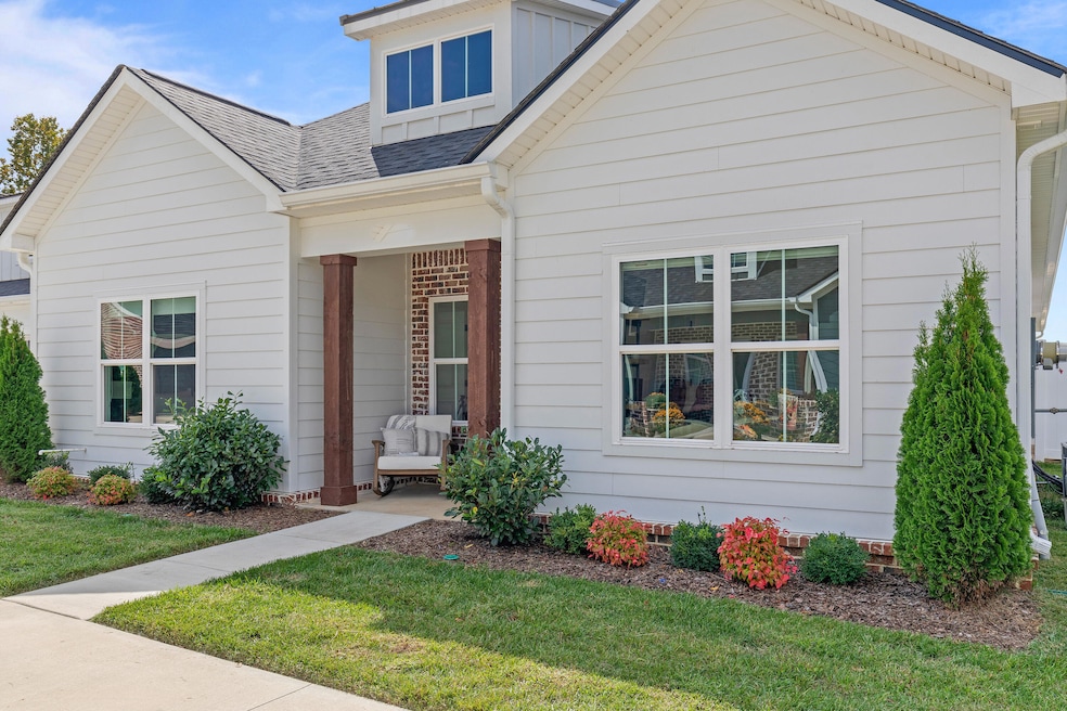 For Rent $2,595/month