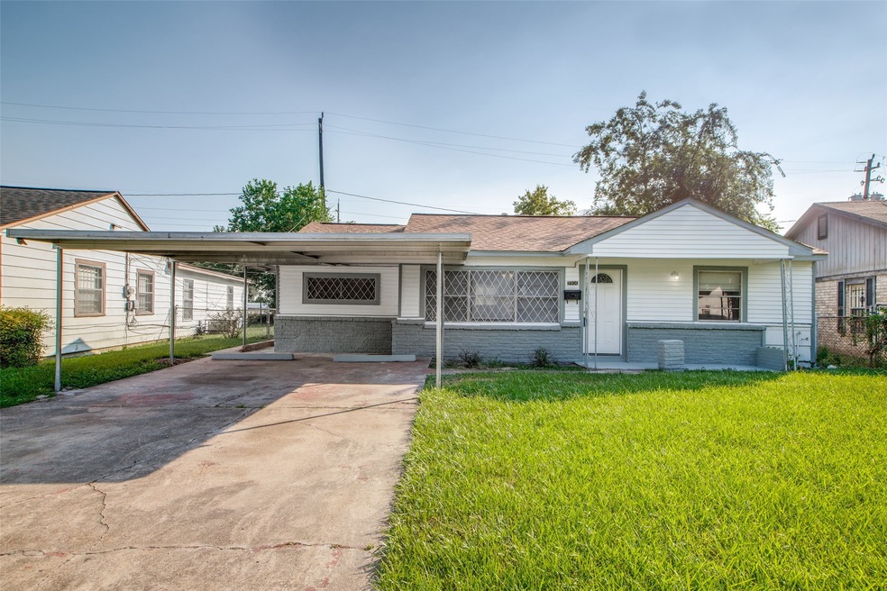 9906 Whitehead St, Houston, TX 77088 - photo 1