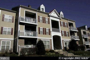 2 Tyler Falls Ct unit G, Baltimore, MD 21209 - photo 1